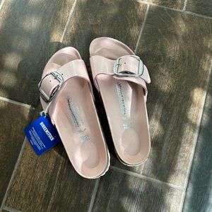 NWT Madrid Big Buckle neutral leather patent Birkenstock 38